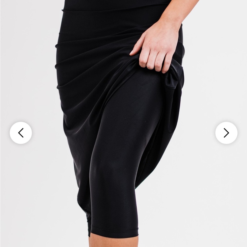 Swim skirt from calypsa black color
